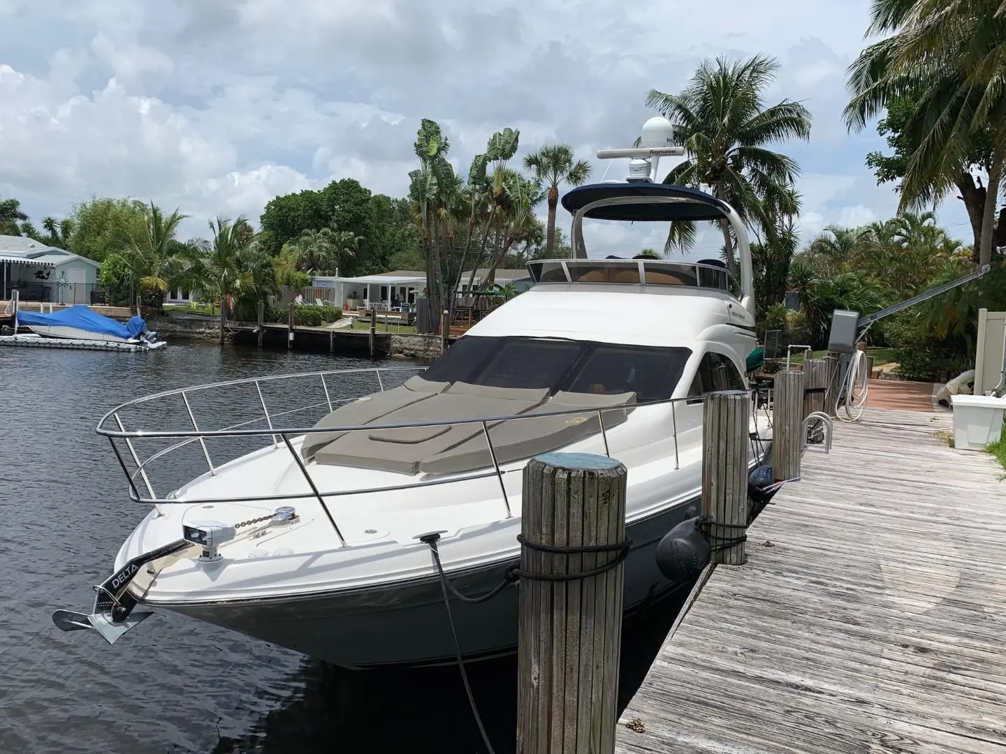 2005 Sea Ray 420 sedan bridge