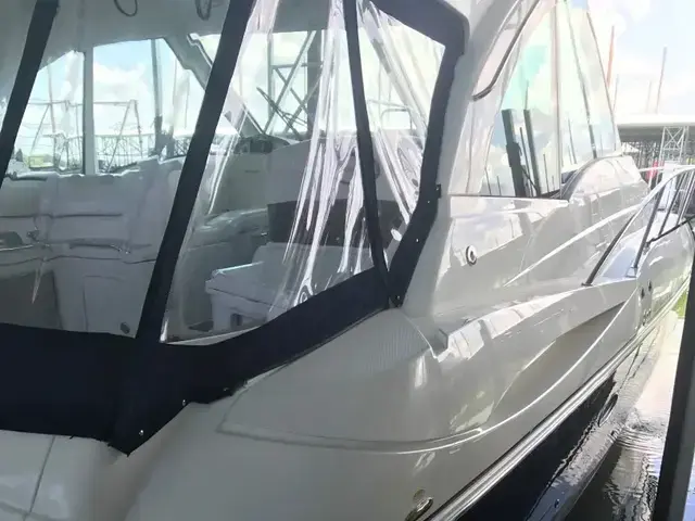 Cruisers Yachts 42 Sport Coupe