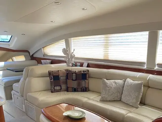 Sea Ray 480 Motor Yacht