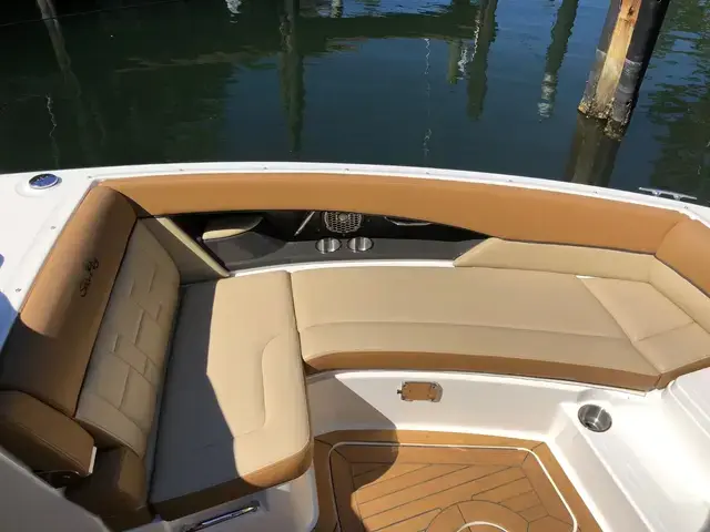 Sea Ray 350SLX