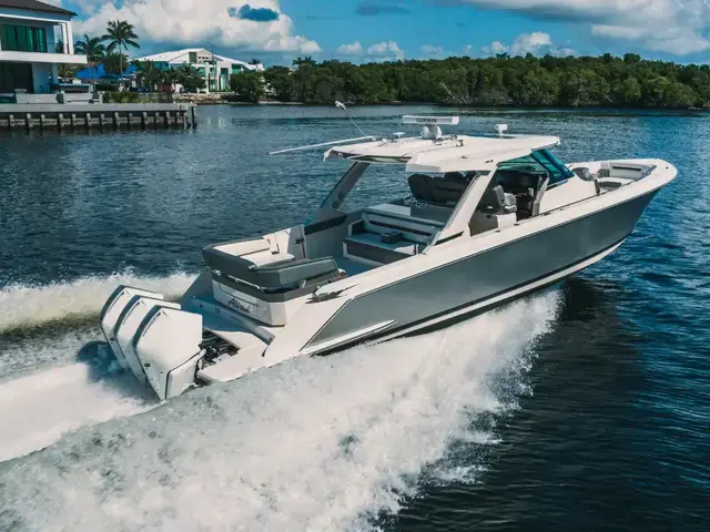 Tiara Yachts 43 Ls