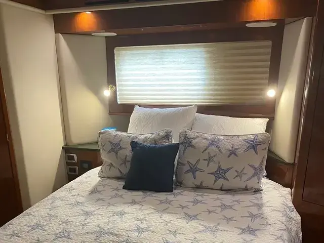 Sea Ray 480 Motor Yacht