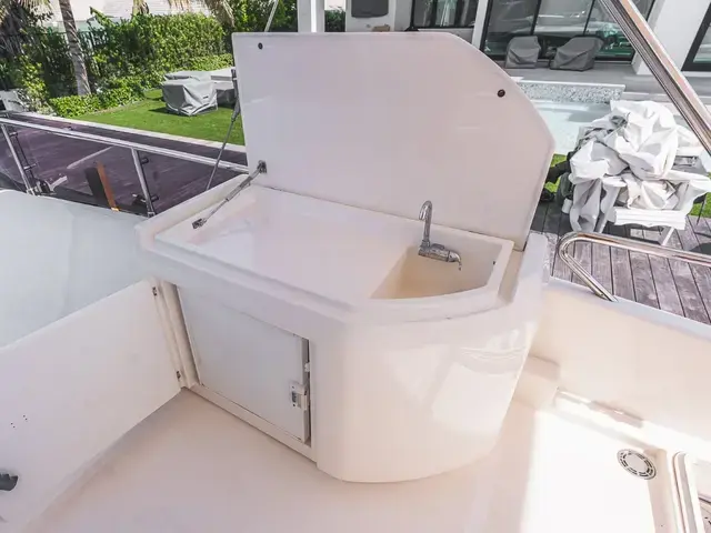 Ferretti Yachts 550