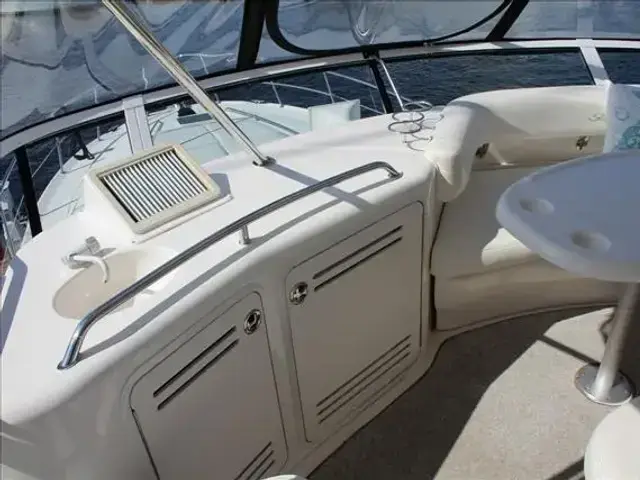 Sea Ray 480 Sedan Bridge