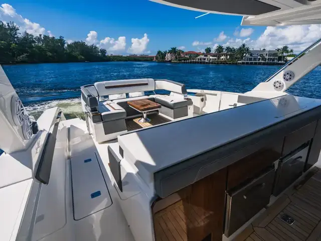 Tiara Yachts 43 Ls