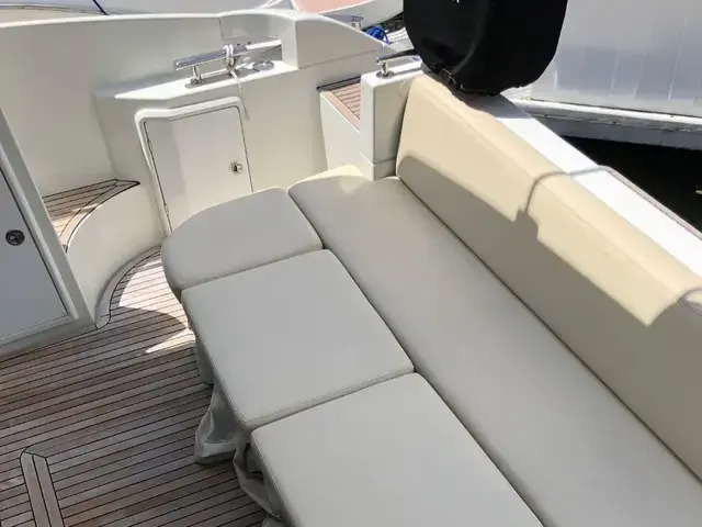 Azimut 40S