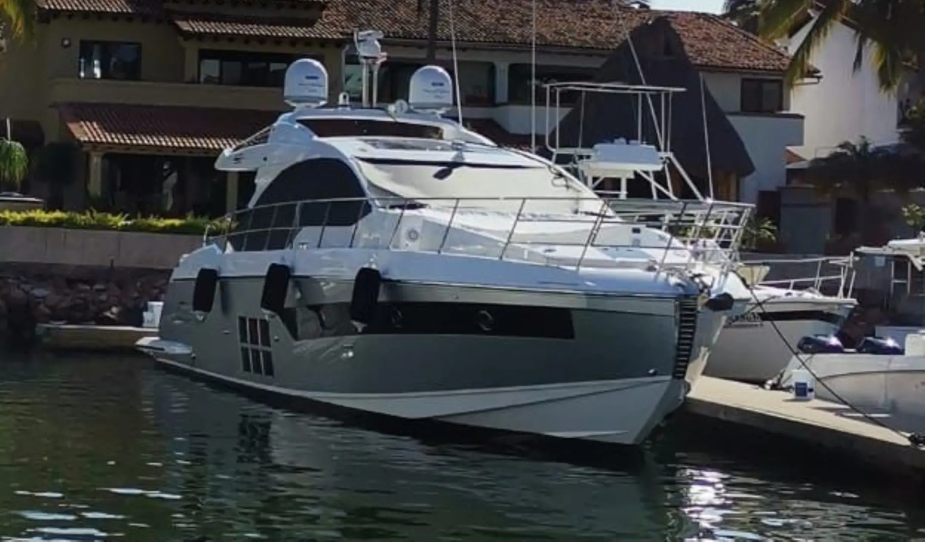 2021 Azimut s6