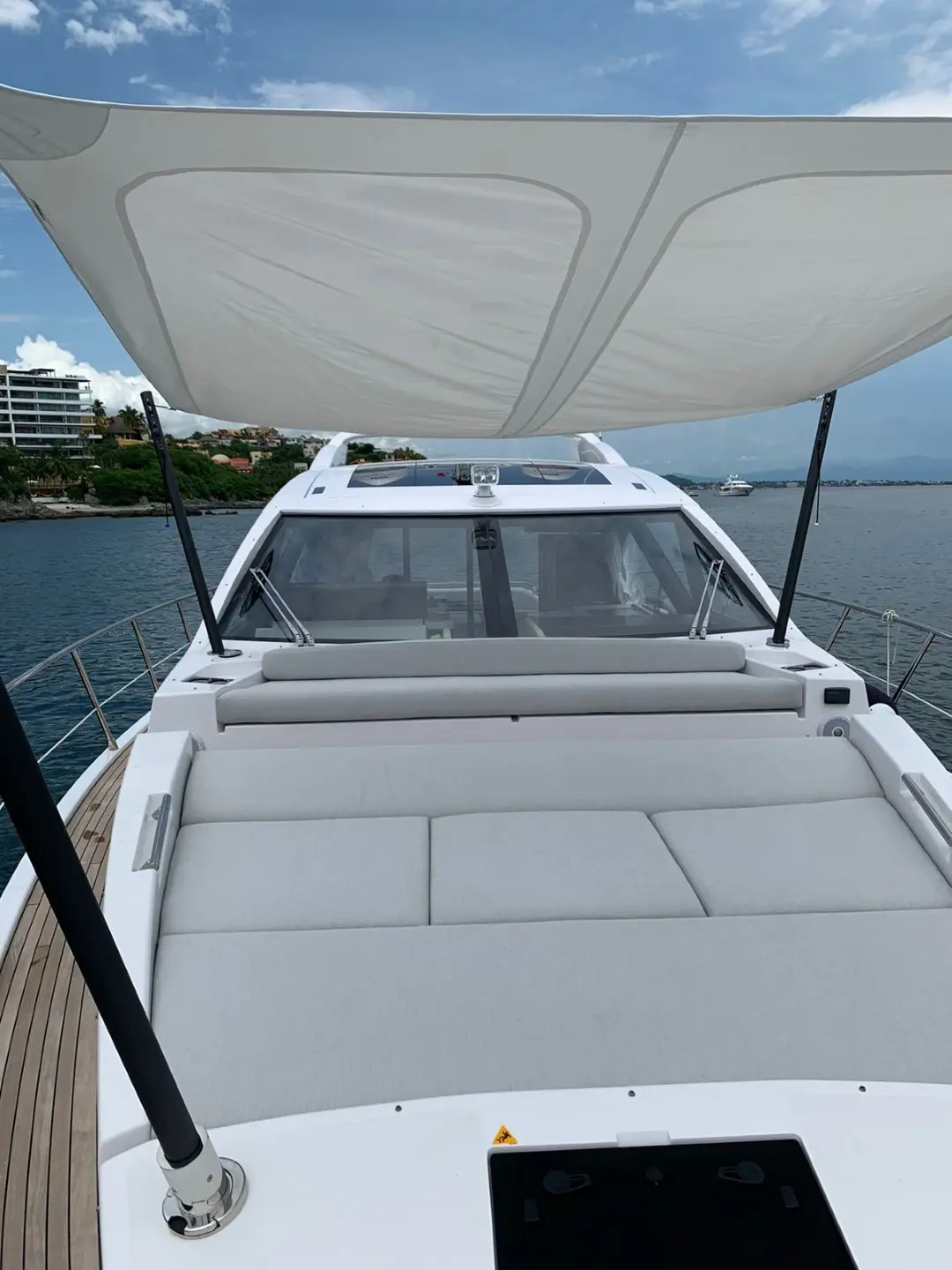 2021 Azimut s6