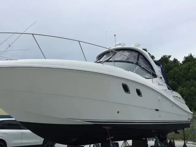 Sea Ray 330 Sundancer