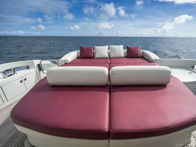 Azimut 68 S