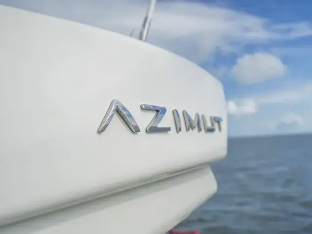 Azimut 68 S