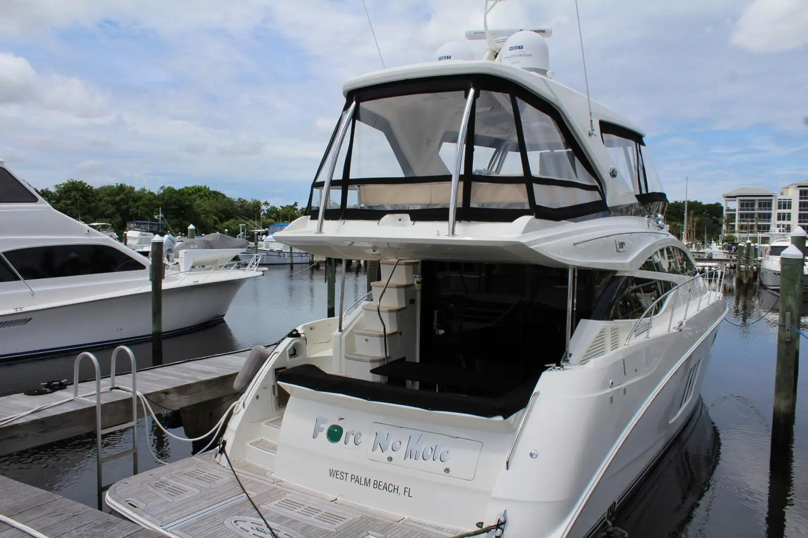 2016 Sea Ray l590 fly