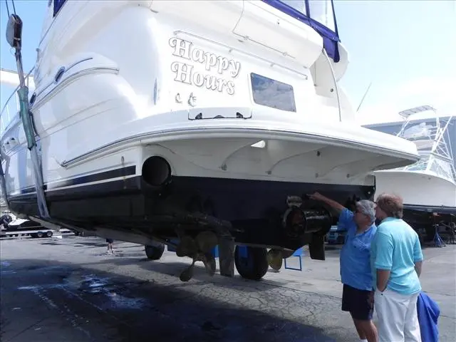 2005 Sea Ray 480 motor yacht