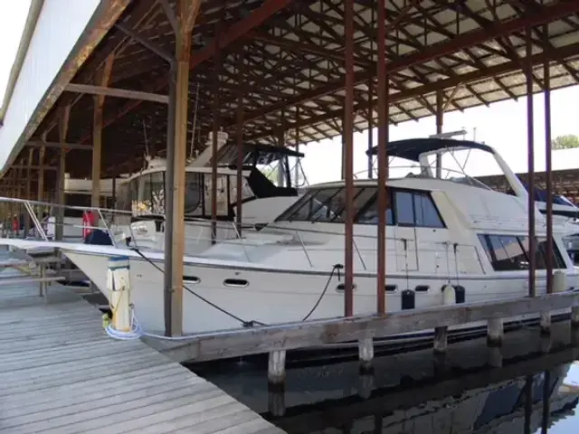 Bayliner 4788 Pilothouse