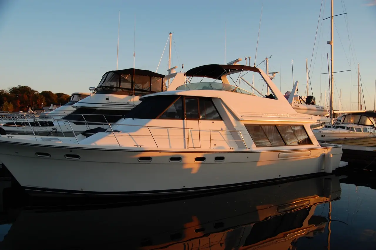 1999 Bayliner 4788 pilothouse my