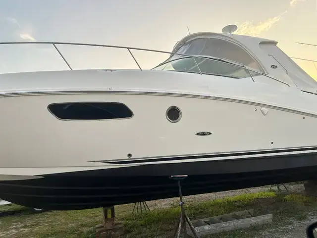 Sea Ray 350 Sundancer