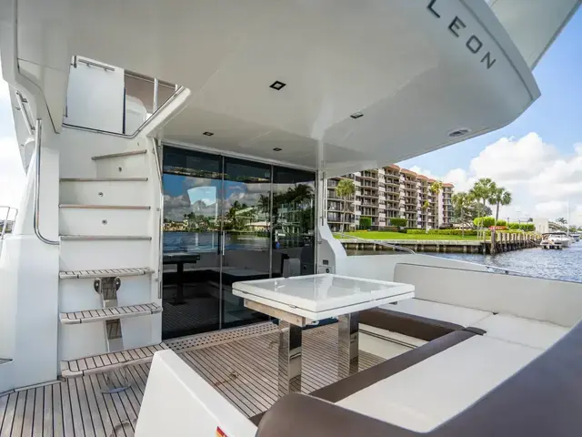 Galeon 550 Fly