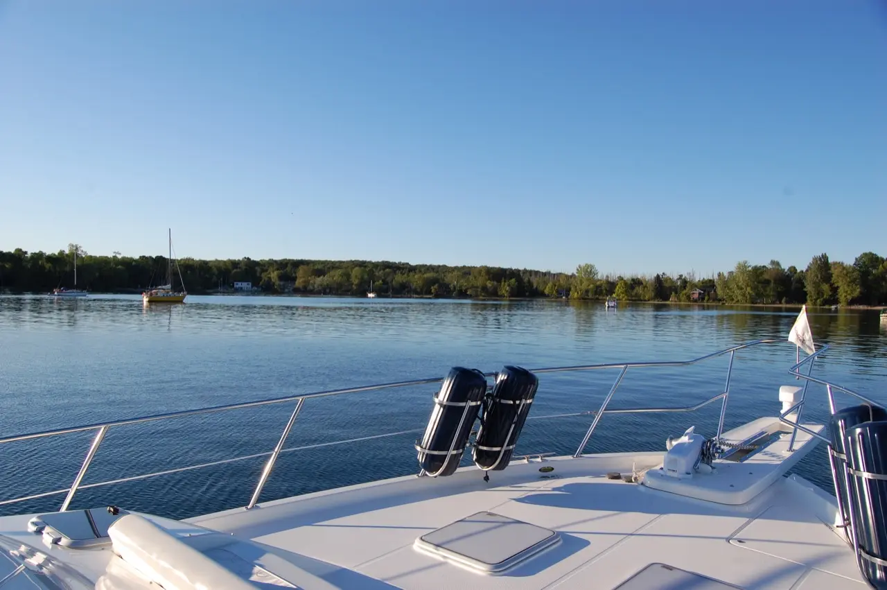 1999 Bayliner 4788 pilothouse my