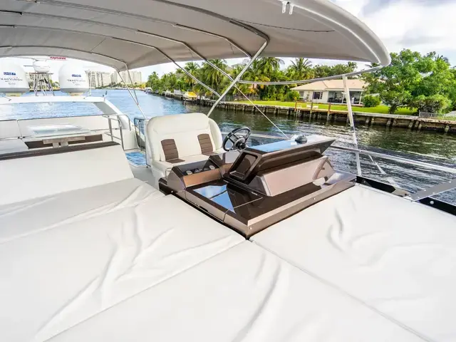 Galeon 550 Fly