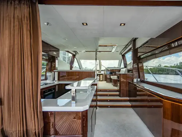 Galeon 550 Fly