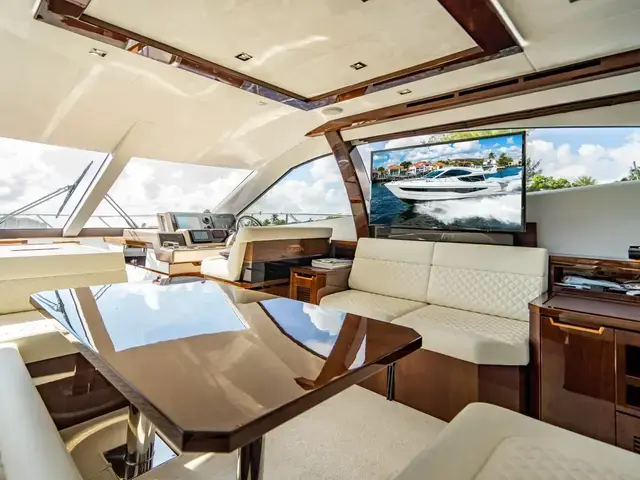 Galeon 550 Fly