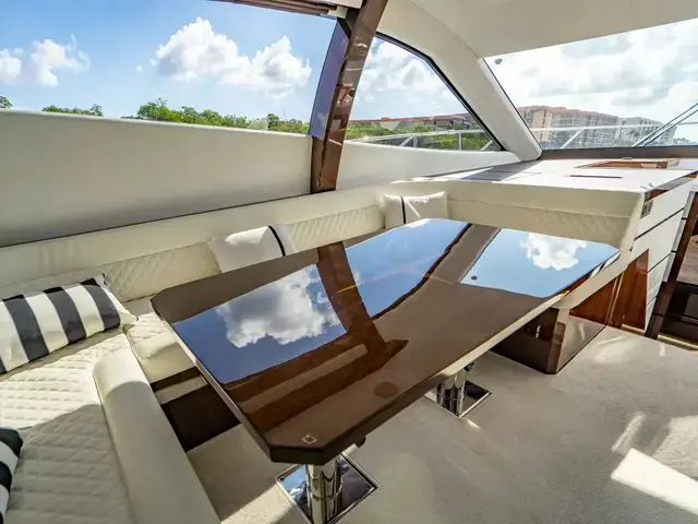 Galeon 550 Fly