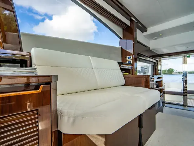 Galeon 550 Fly