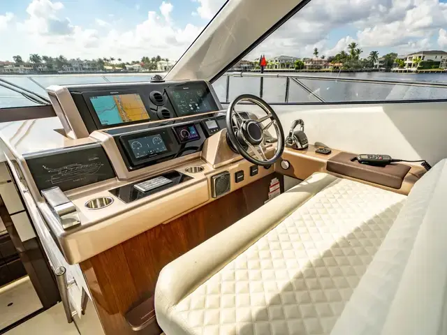 Galeon 550 Fly