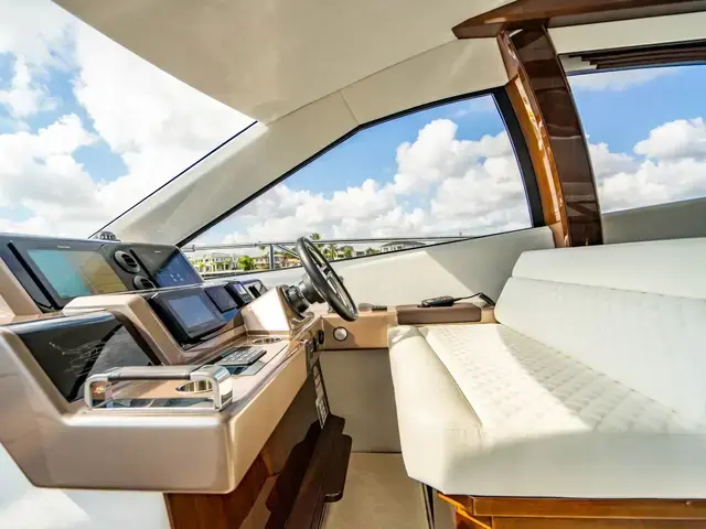 Galeon 550 Fly