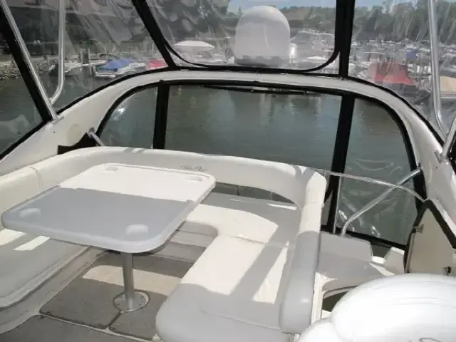 Sea Ray 400 Sedan Bridge