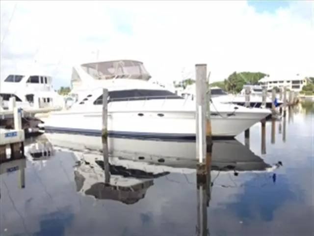 2000 Sea Ray 560 sedan bridge