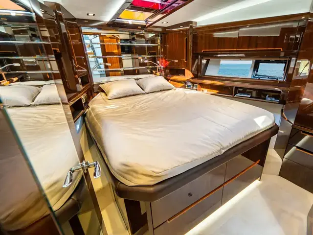 Galeon 550 Fly