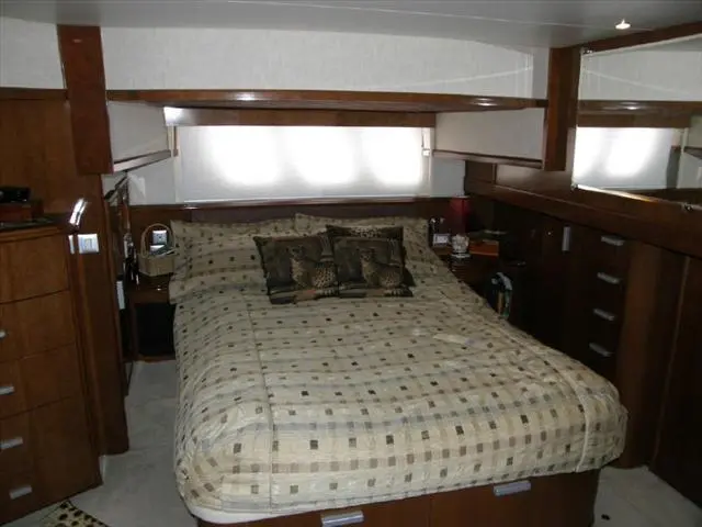 2007 Carver 56 voyager