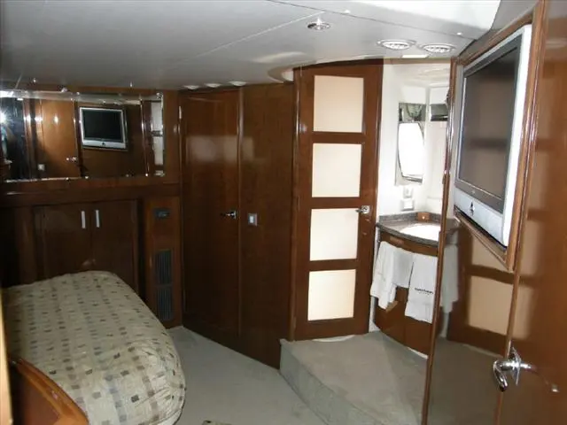 2007 Carver 56 voyager