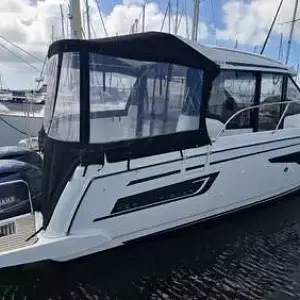 2017 Jeanneau Merry Fisher 895