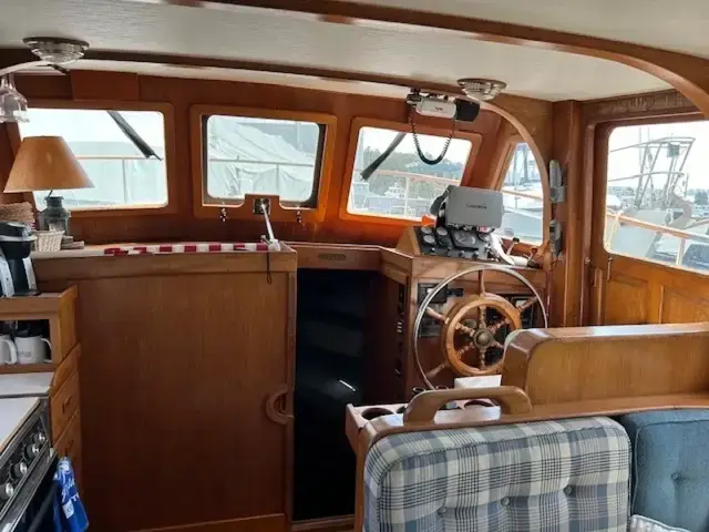 Albin Boats Double Cabin Trawler 36