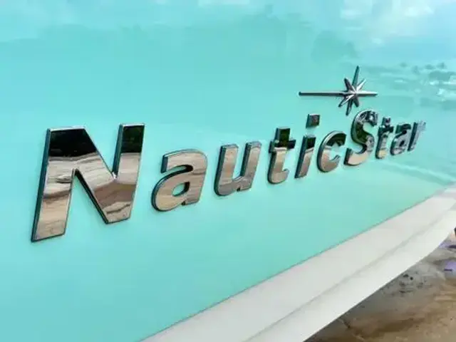 NauticStar Boats 243 DC