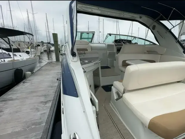 Crownline 330 SY