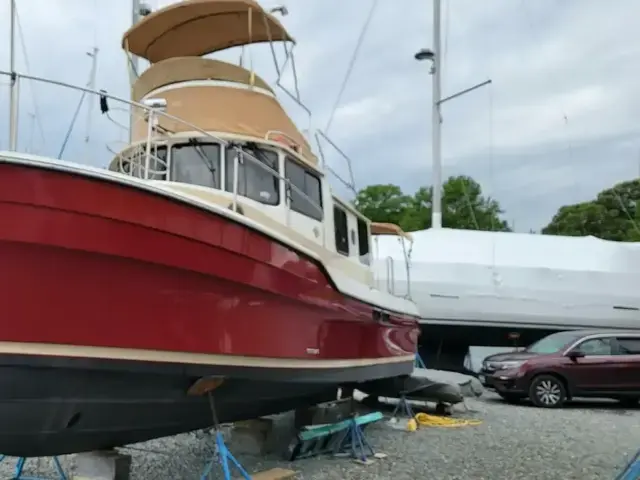 Ranger Tugs R-31CB