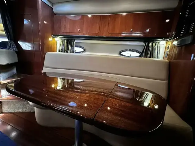 Crownline 330 SY