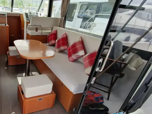 Beneteau Swift Trawler 30