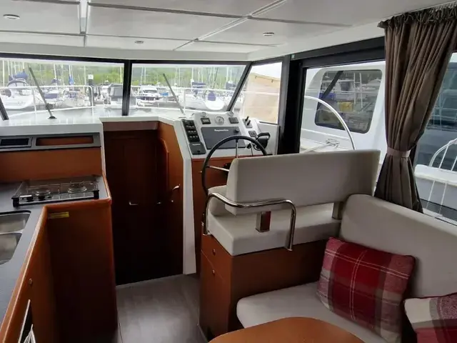 Beneteau Swift Trawler 30