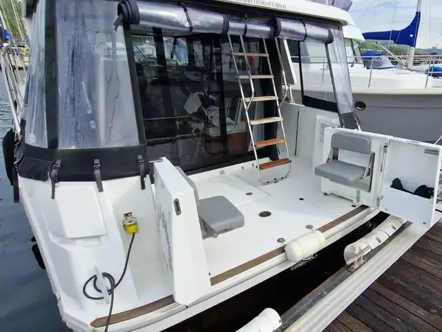 Beneteau Swift Trawler 30