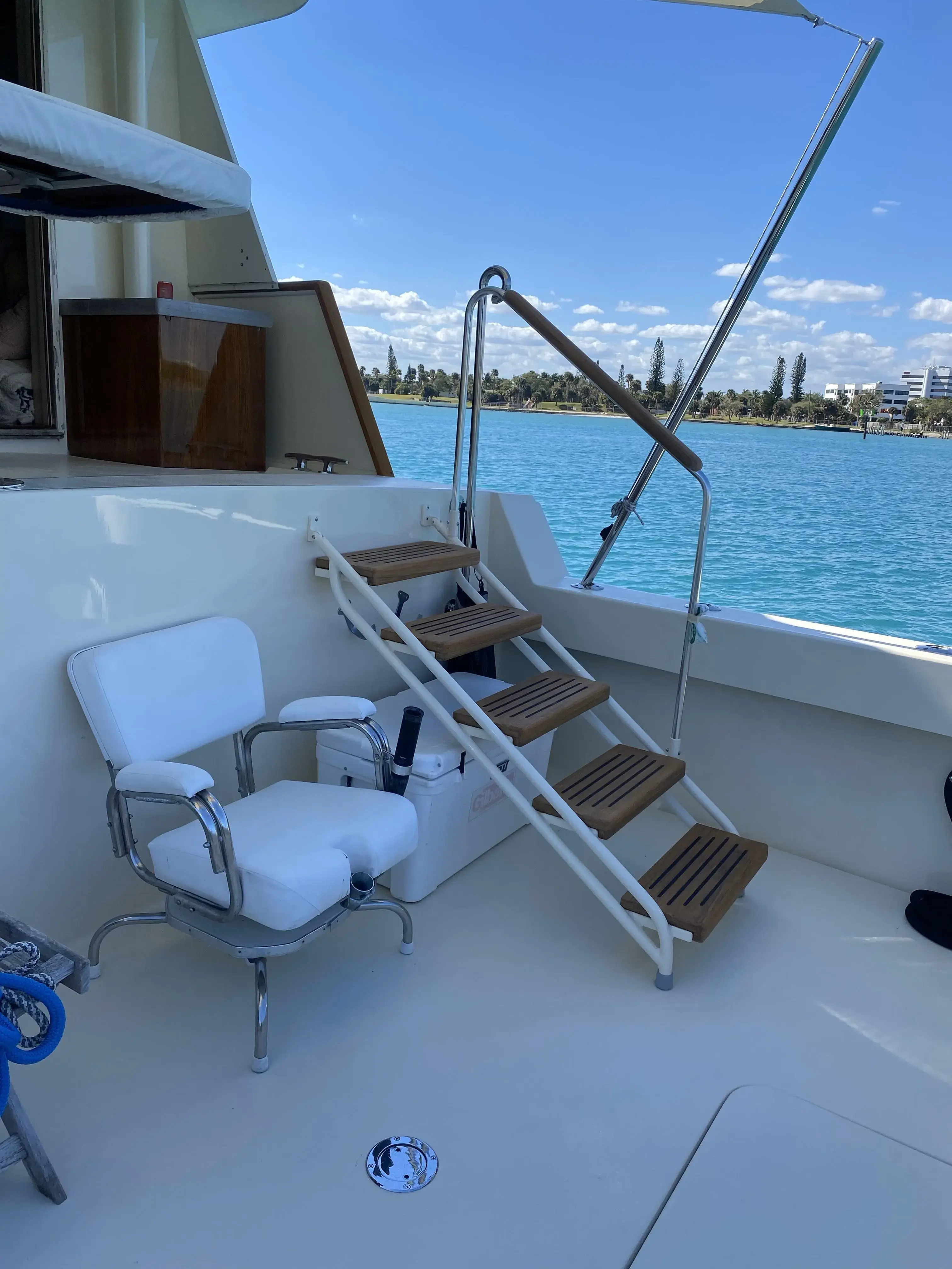 1986 Hatteras 72 motor yacht