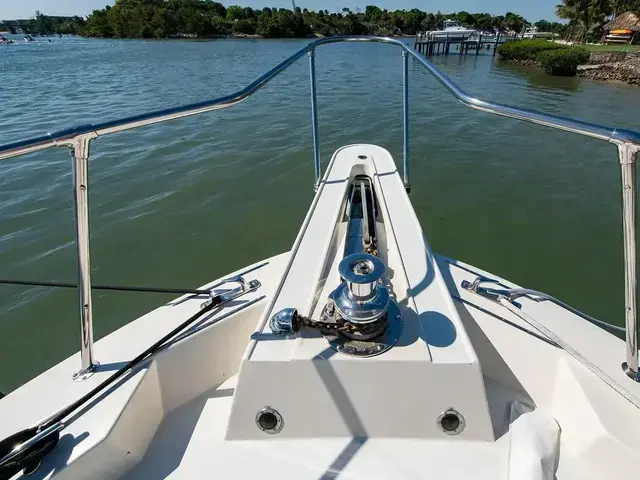 Hatteras 72 Cockpit Motoryacht