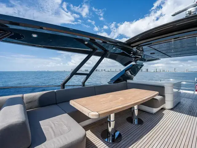 Monte Carlo MCY 80 Flybridge