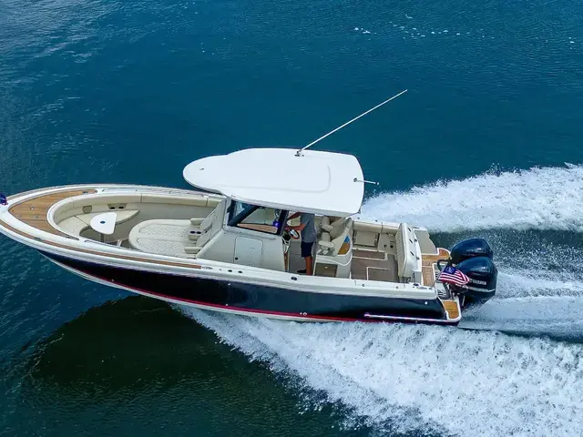 Chris-Craft Catalina 30