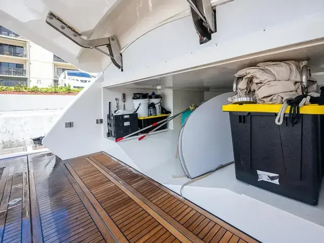 Monte Carlo MCY 80 Flybridge