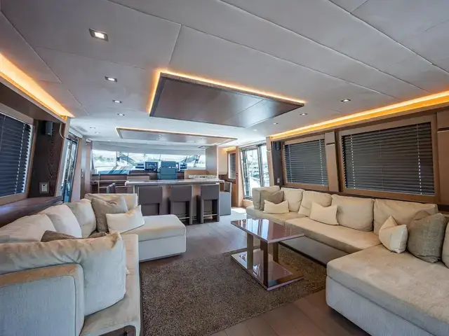 Monte Carlo MCY 80 Flybridge