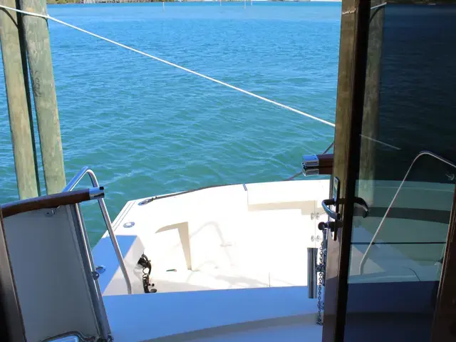 Hatteras 72 Cockpit Motoryacht